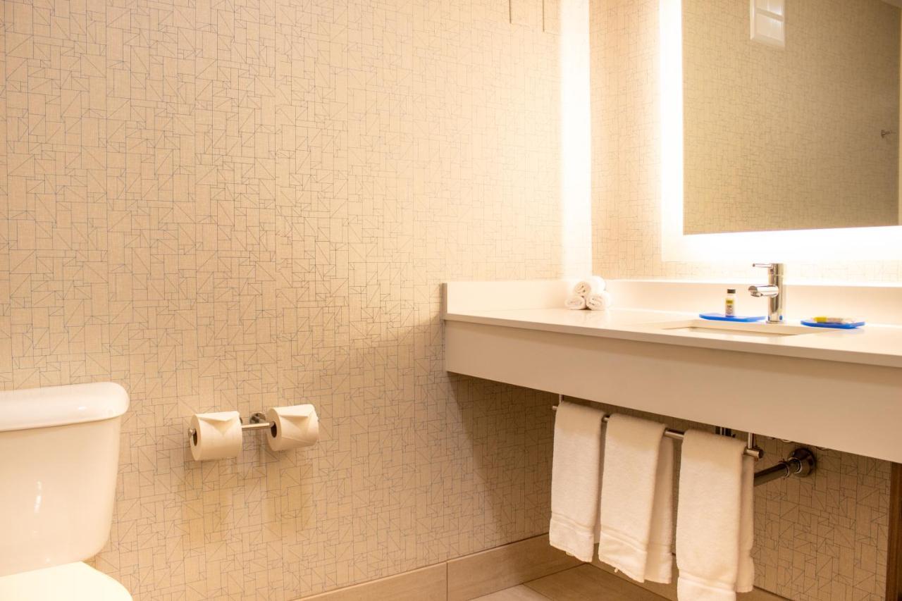 Holiday Inn Express & Suites Wausau By Ihg Weston Dış mekan fotoğraf