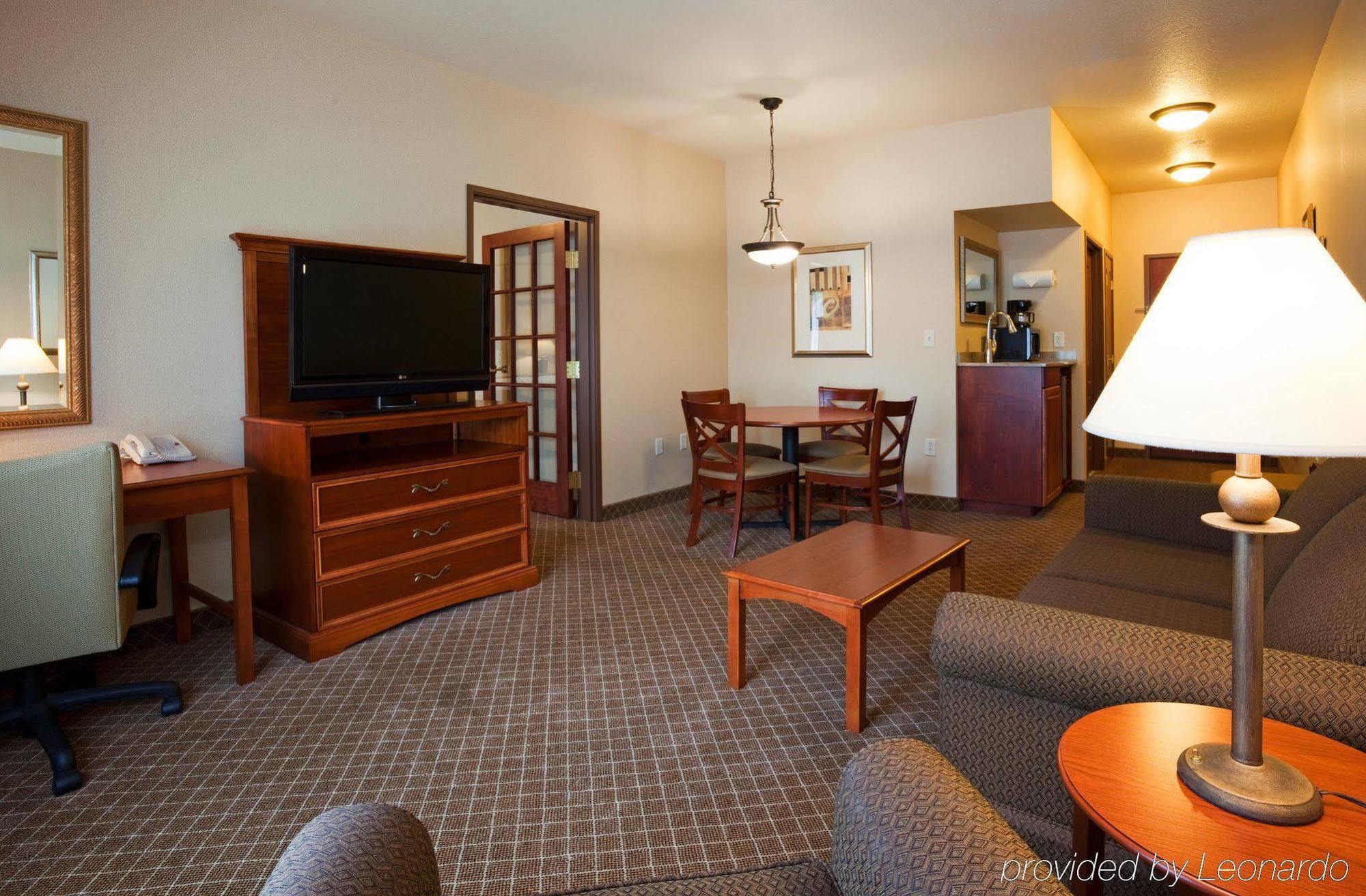 Holiday Inn Express & Suites Wausau By Ihg Weston Oda fotoğraf