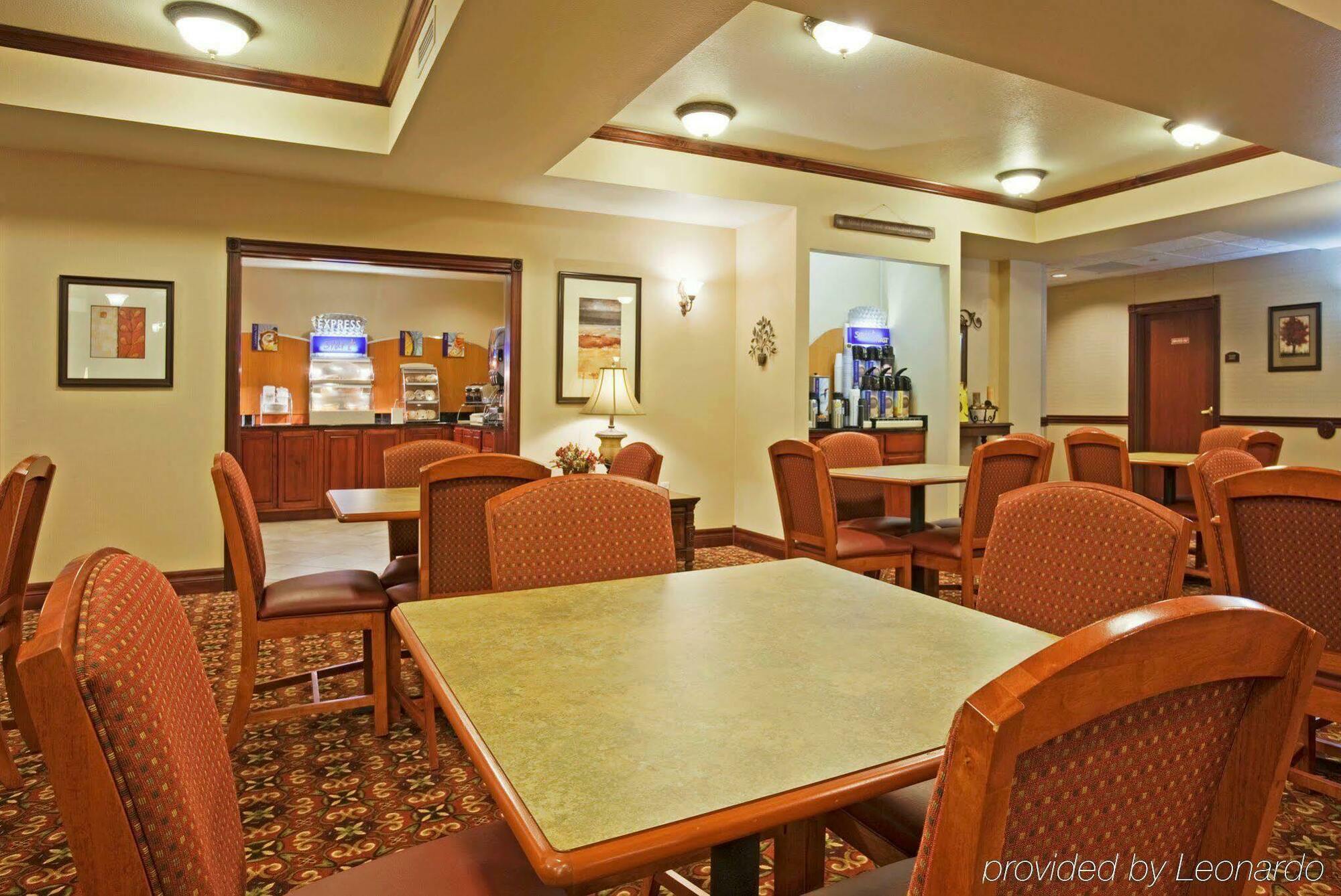 Holiday Inn Express & Suites Wausau By Ihg Weston Dış mekan fotoğraf